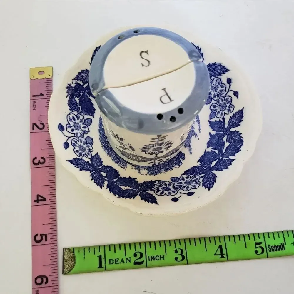 3 Piece Salt & Pepper Shaker Set